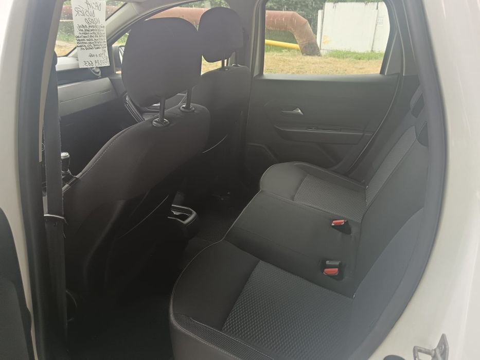 Dacia Daster Model Prestige  an 2020 motor 1,6 benzina