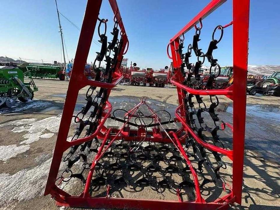 Grapa pentru pajisti, pasuni si nivelarea terenurilor