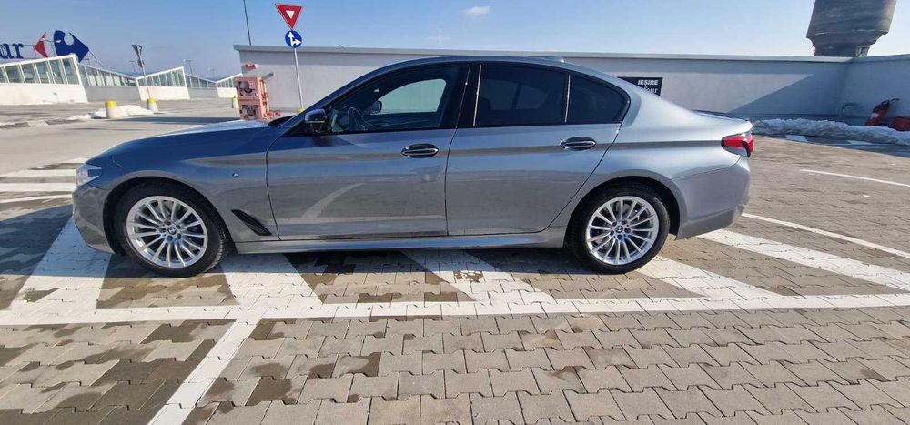 BMW 540i xDrive 340CP M Sport | Harman Kardon | Ventilație Scaune