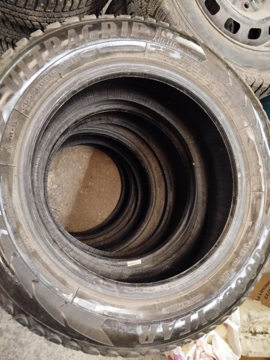 Продам зимнюю резину