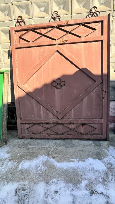 Ворота на частный дом