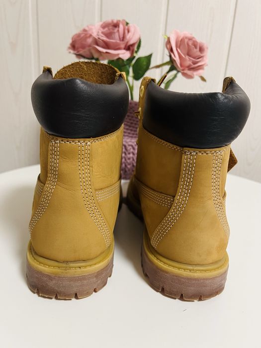 Timberland 6-inch premium дамски боти естествен набук