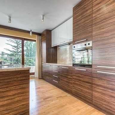 Продава се Тристаен апартамент в София, Оборище - 100 кв.м за 740 €/кв.м - Снимка #3