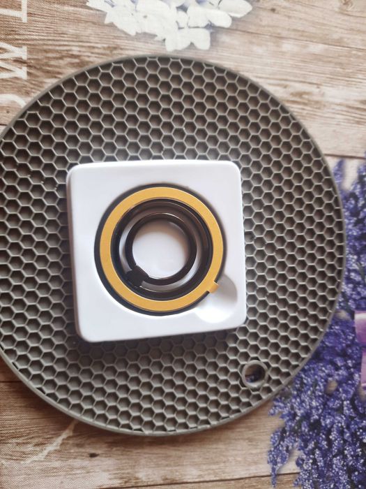 Магнитен държач за телефон