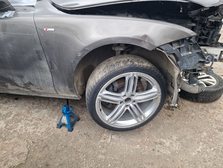 Aripa dreapta audi a7 4g 2011 2017