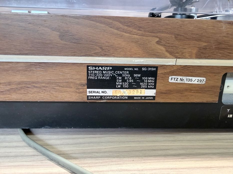 Радио грамофон SHARP SG -315H