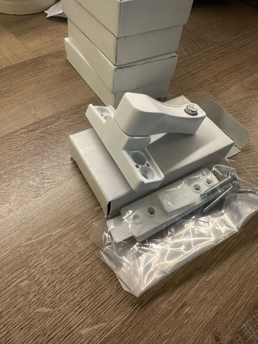 Райбери за дограма - 5 броя бели