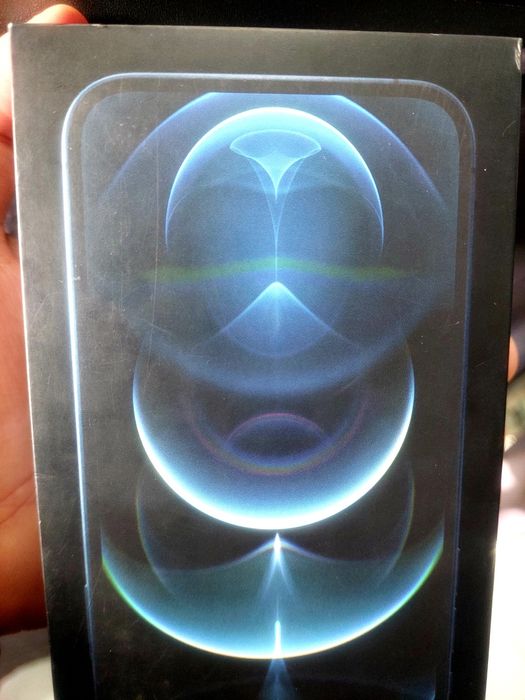 Iphone 12 pro max  blue radnoy