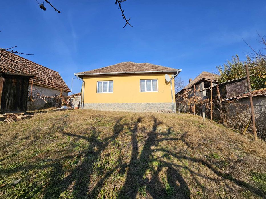 Casa de vanzare - Str. Petru Maior (Hula)