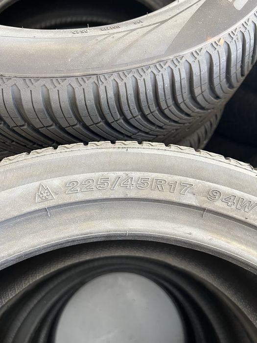 225/45/17 Anvelope noi de vanzare