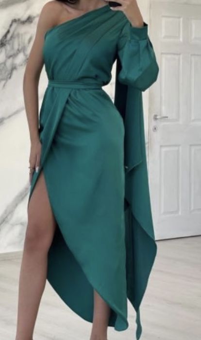 Rochie Bogas, nou, cu eticheta!