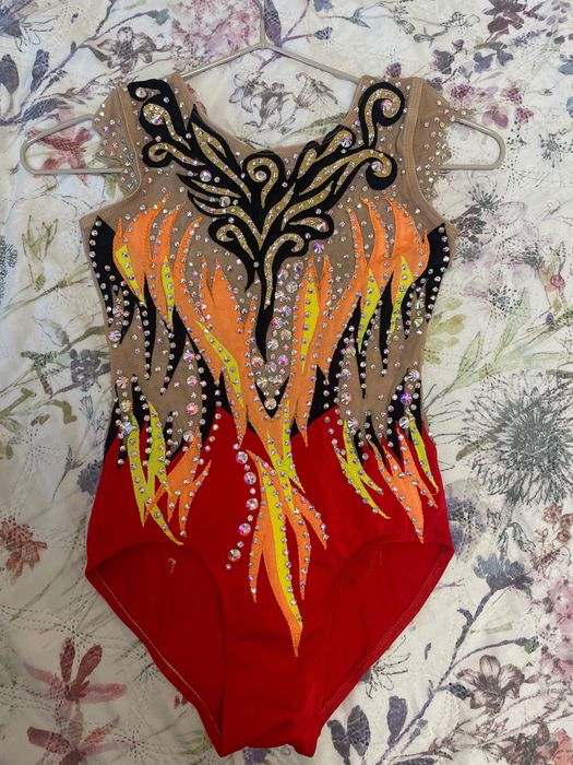 Трико за художествена гимнастика