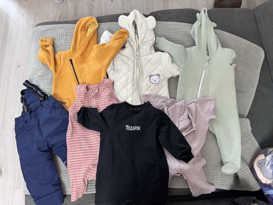 Отдам за 1000 тенге в одни руки детские вещи размер 6-12 месяц