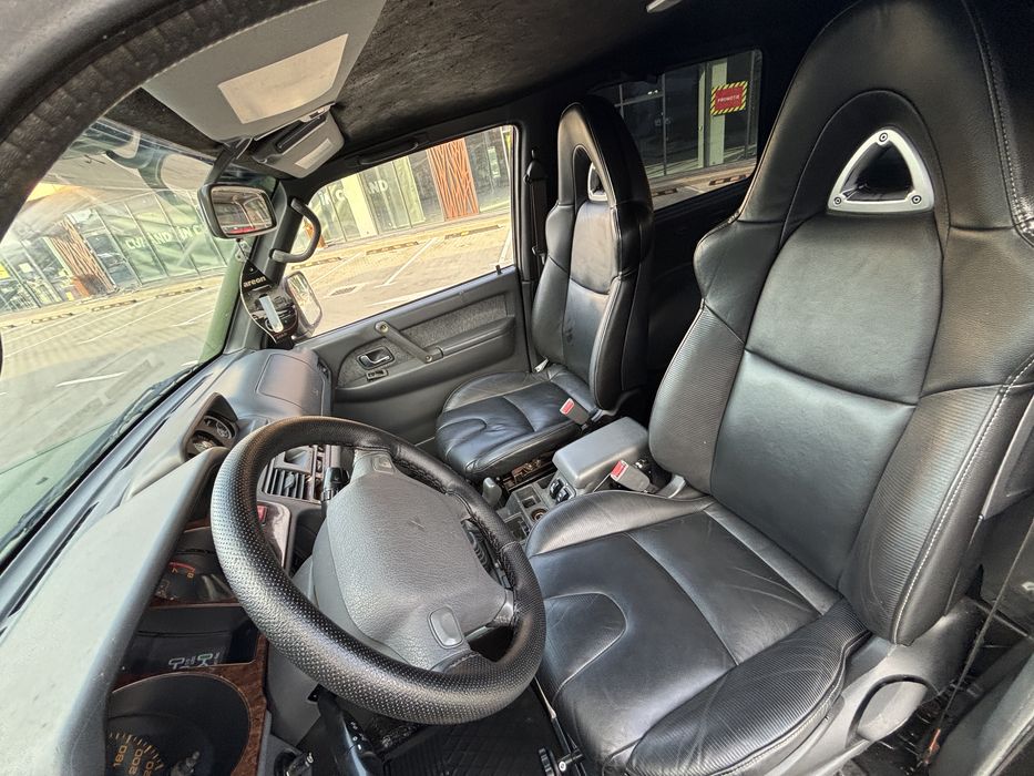 Mitsubishi Pajero mk2 3.0 V6