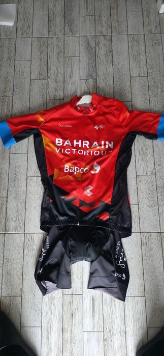 De vanzare haine de ciclism