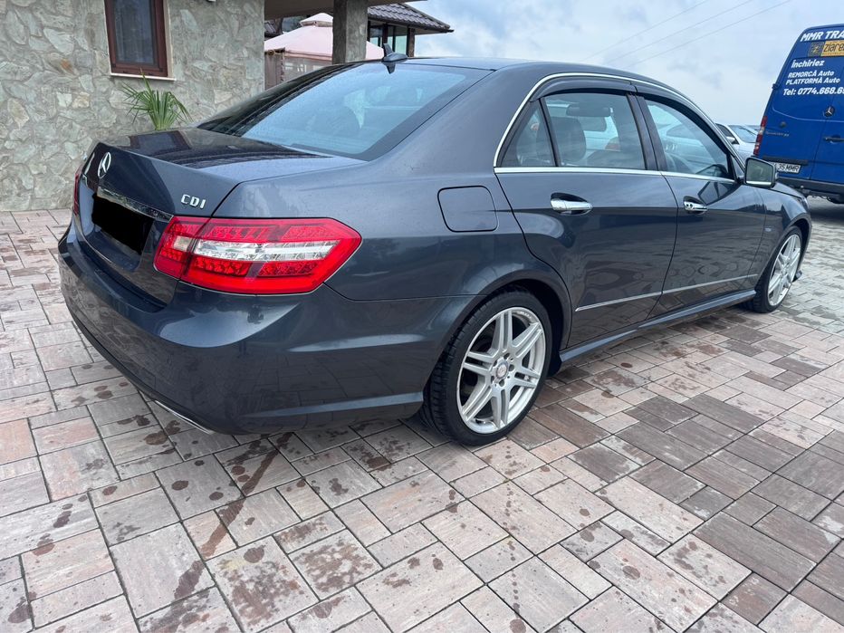 Dezmembrez Mercedes-benz E250 (W212)