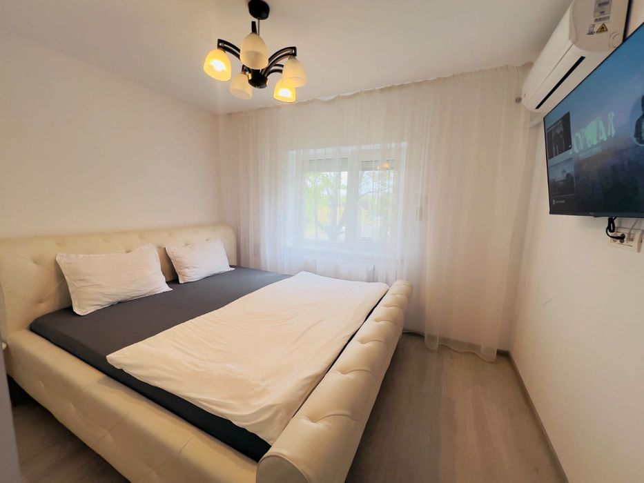 Inchiriez apartament 3 camere