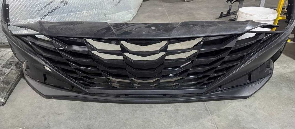 Продам передний бампер Hyundai Santa Fe 2020