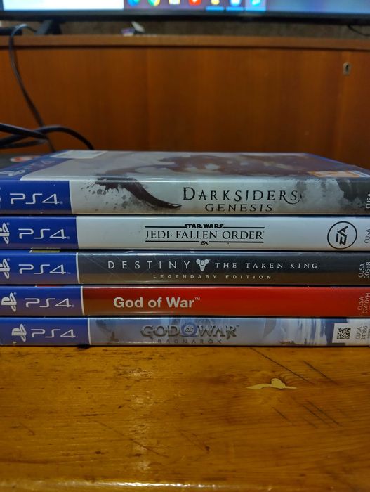 PS4 PRO топ параметри за модела не е крактнато има и бонуси към него