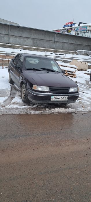 Машина  опель вектра