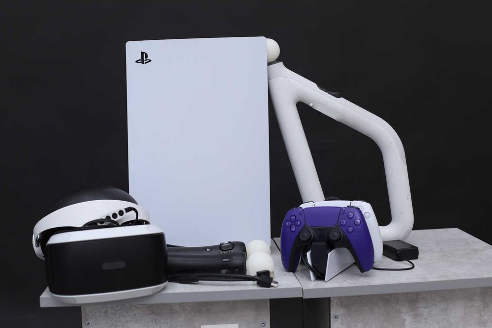 Playstation 5 1tb + diskovod srochno sotiladi