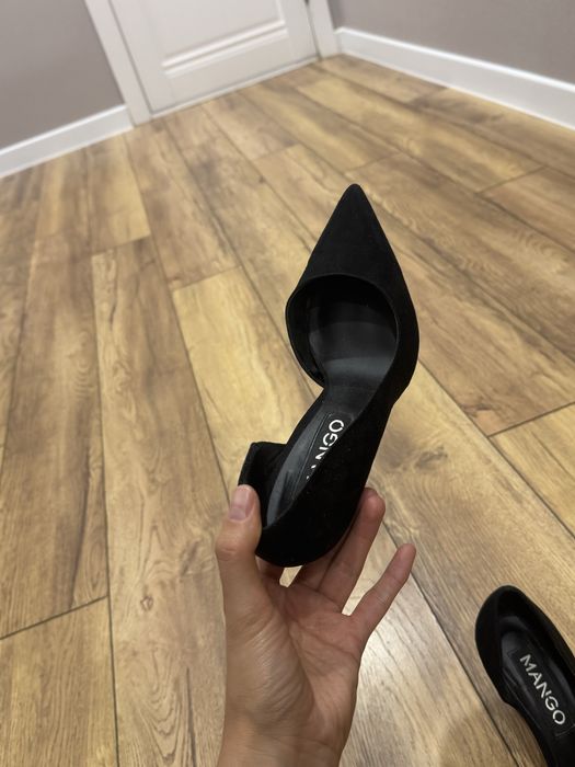 Как новые. элегантные туфли. Манго