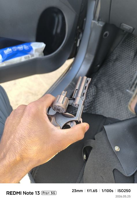 Temir pistolet REVOLVER 100% temir