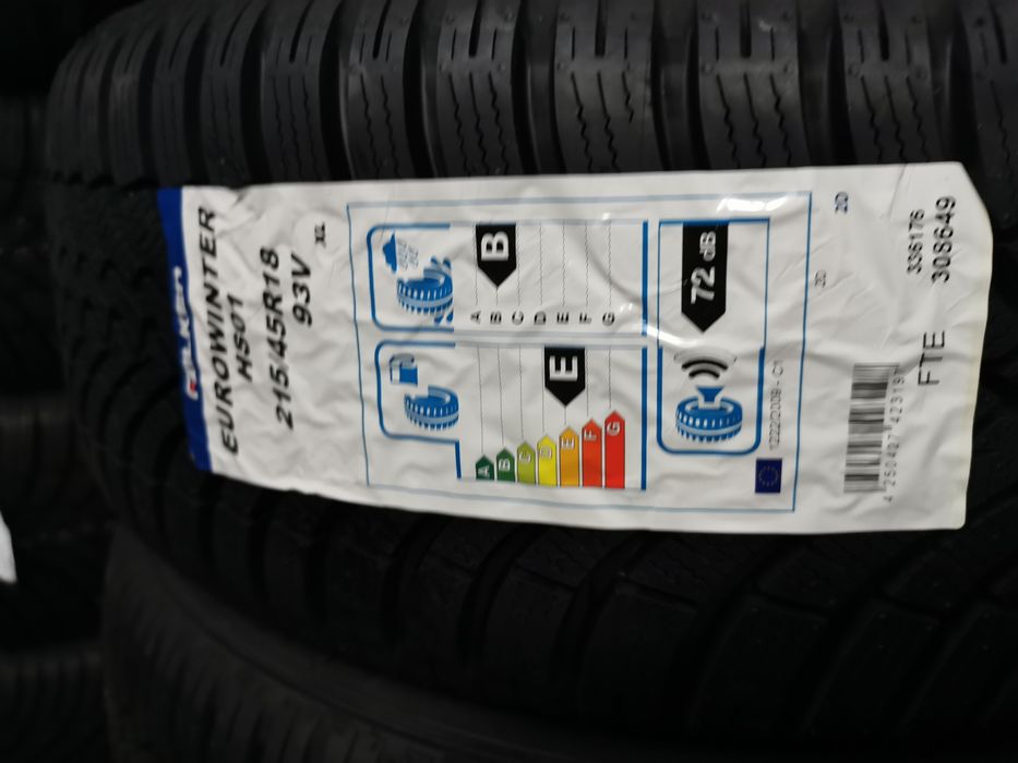 Anvelope iarna noi 215 45 18 Falken