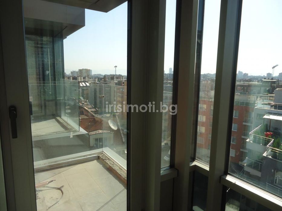 Продава се Многостаен апартамент в София, Манастирски ливади - 191 кв.м за 1402 €/кв.м - Снимка #2