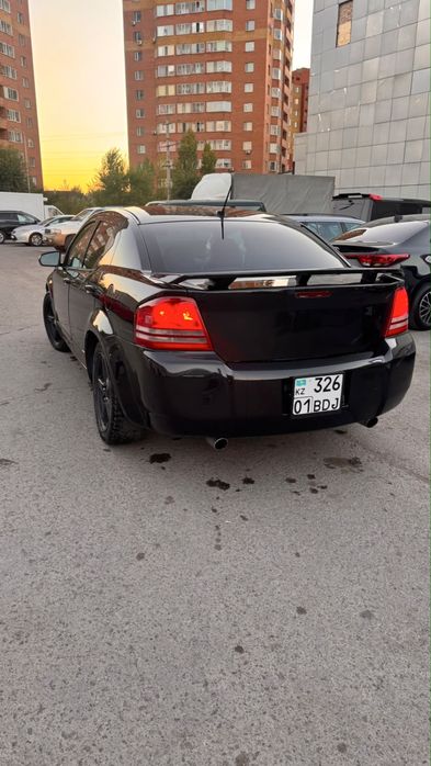 Продам срочно dodge avenger 2007 года обьем 3,5