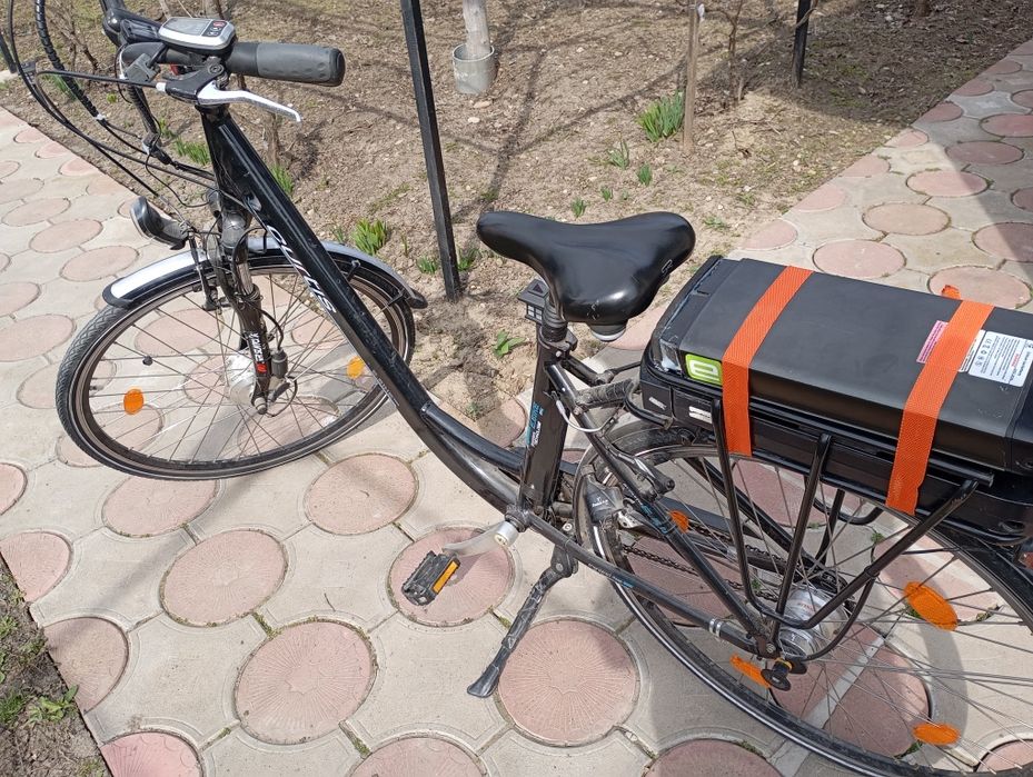 Bicicleta electrica asistată