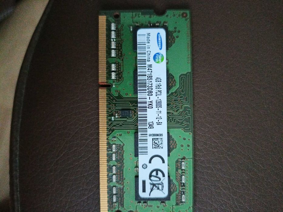 Samsung M471B5173DB0-YK0 4GB DDR3 SO-DIMM (pentru laptop) PC3L-12800S Frecvență: 1600 MHz Voltaj: 1.35V