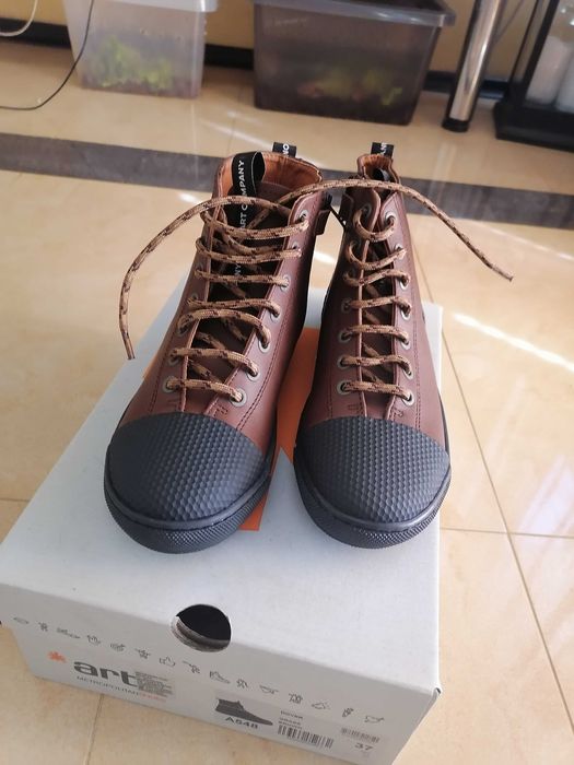 Нови Боти 37 : Caterpillar 37 Геокс 36 номер + подарък маратонки същия