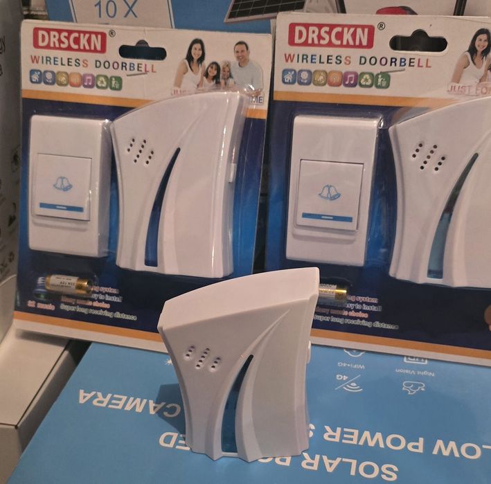 Sonerie Wireless cu Telecomandă • Rază până la 100 m • 32 Tonuri • Rezistentă la Intemperii