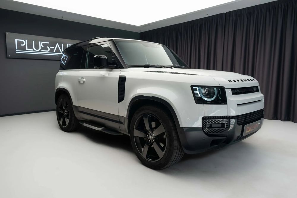 Land Rover Defender D250 SE Meridian R22