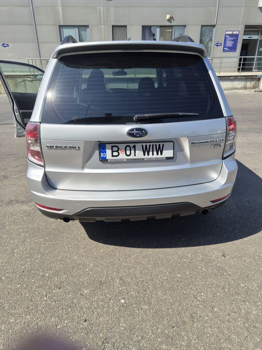 Vand masina  Subaru Forester