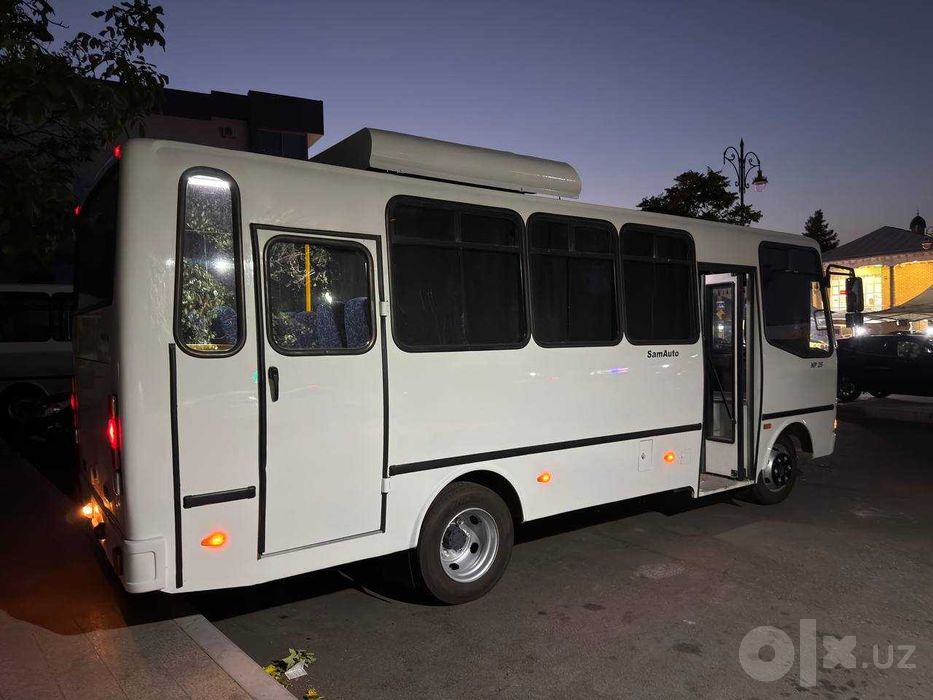 Сотилади Автобус Isuzu SAZ HP26.