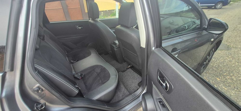 Nissan QASHQAI pure drive DCI 1.6 dci 130 c.p 2013