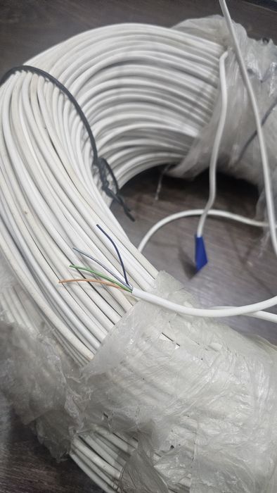 Продам кабель цена 10 000 т.