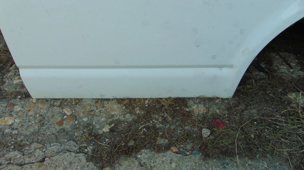 Usi stanga dreapta,oglinzi,macarale,geamuri,butoane geamuri VW T5 facelift an 2009-2015