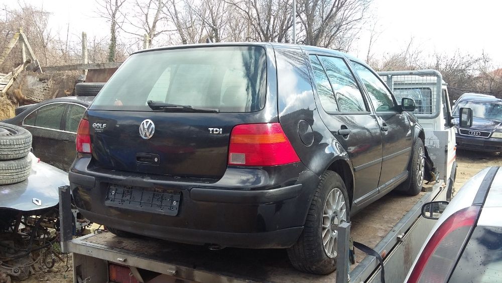 Volkswagen Golf -4 1.9sdi 2000g/ Фолксваген Голф-4 1.9 СДИ 2000г на-