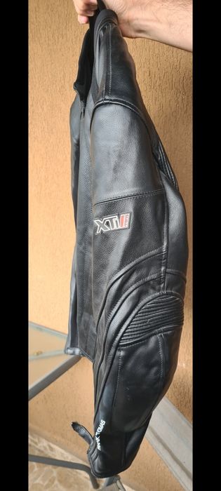 Geacă de piele, mărimea 52 ( L )