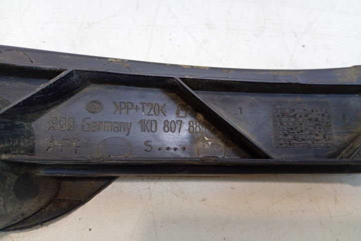 Suport far  stanga 1K0807889A Volkswagen VW Golf a 5-a generatie