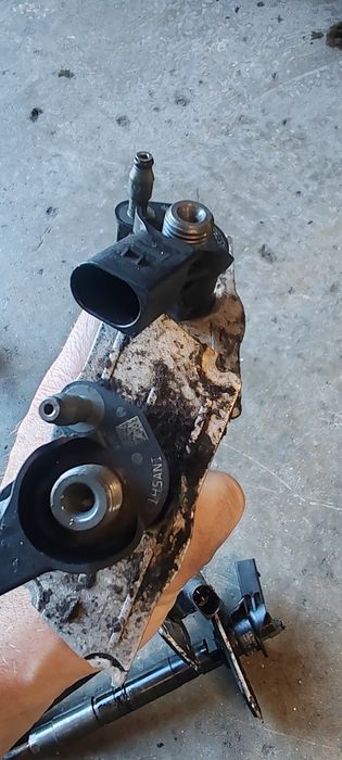 Injector Seat exeo audi A4 b8 2.0tdi CAG 140cp 300lei buc la set