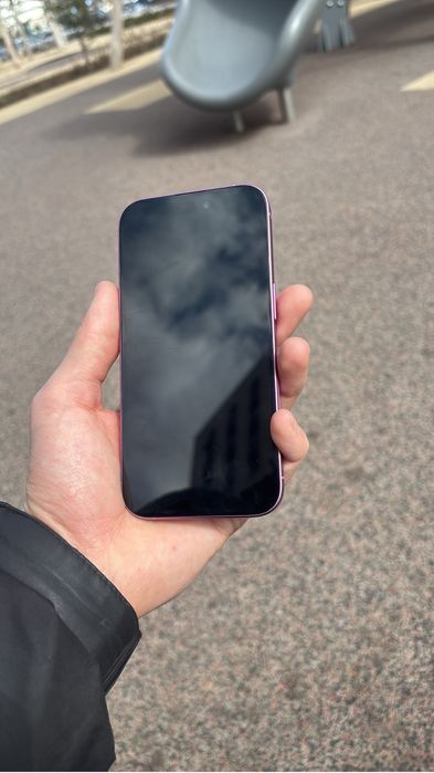 Iphone 16 256 gb 94%