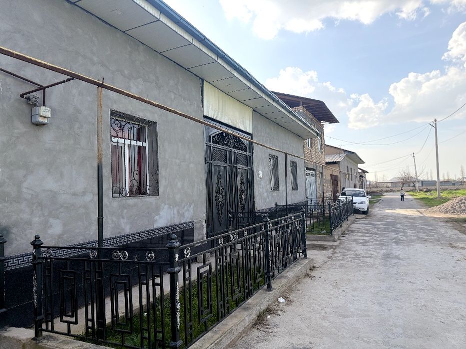 Продам дом все удобства есть