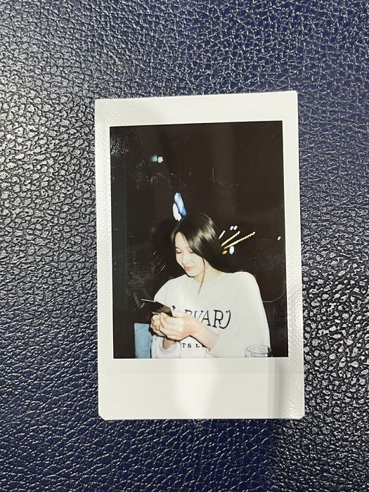 Продам Instax mini 11