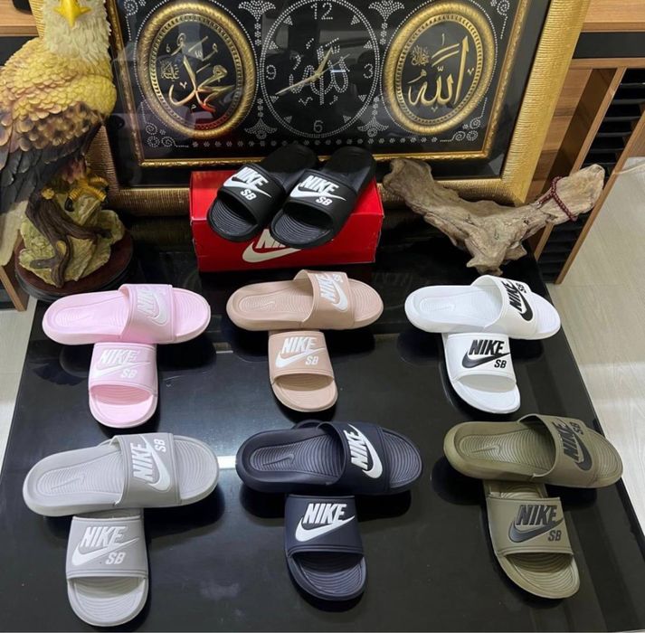 Papuci de brand pentru vara