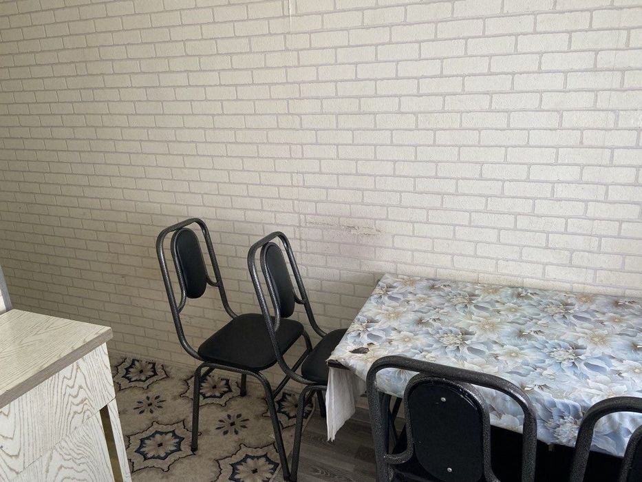 Ijaraga kvartira beriladi mikrayon 2 xona 2 etaj