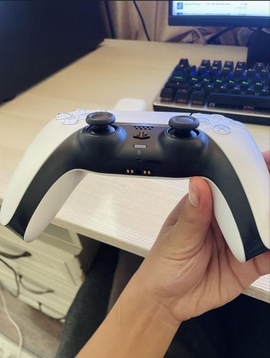 Новый джостик для PS5